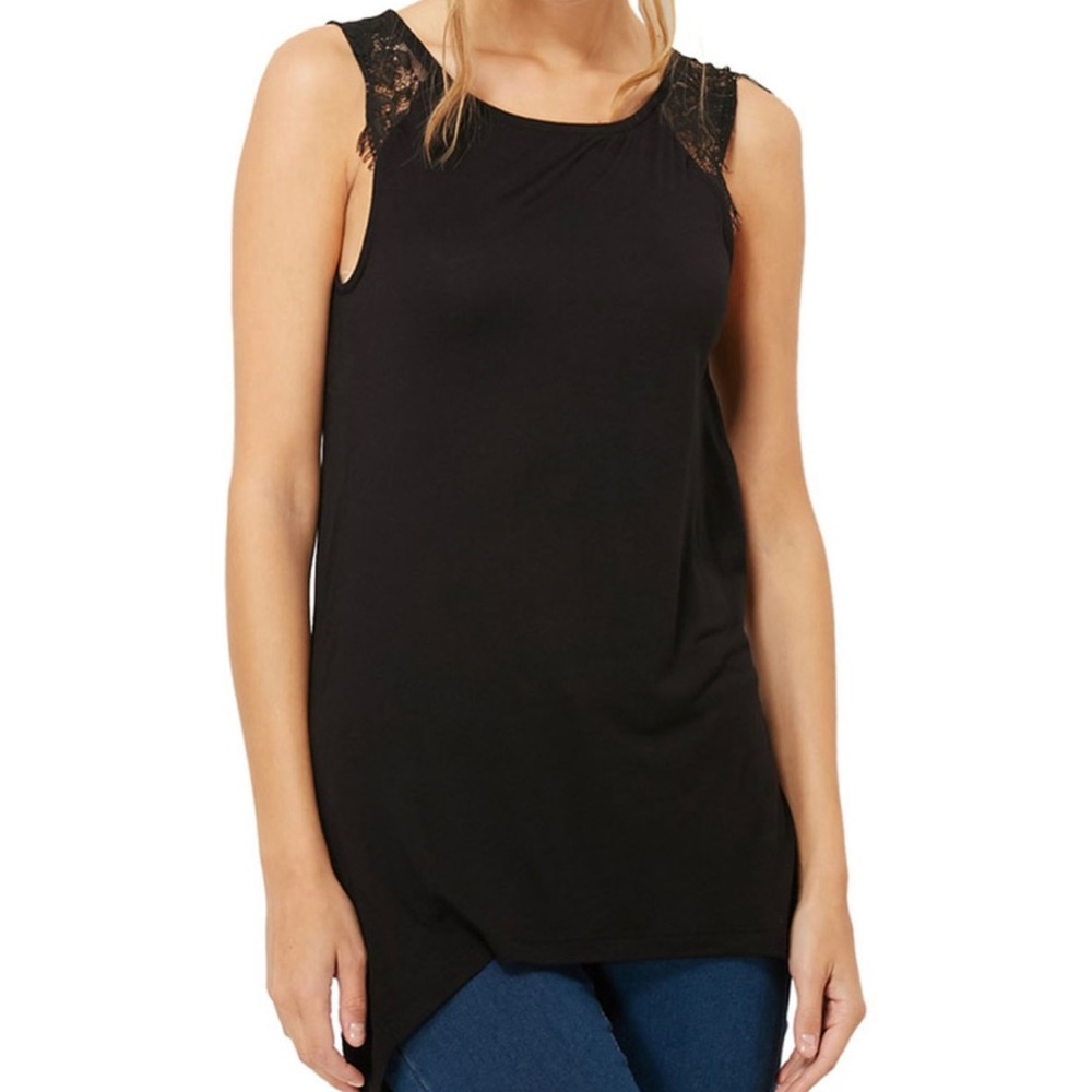 VERO MODA Willa Lace Detailed Top
